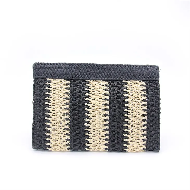 Sort lille hæklet taske